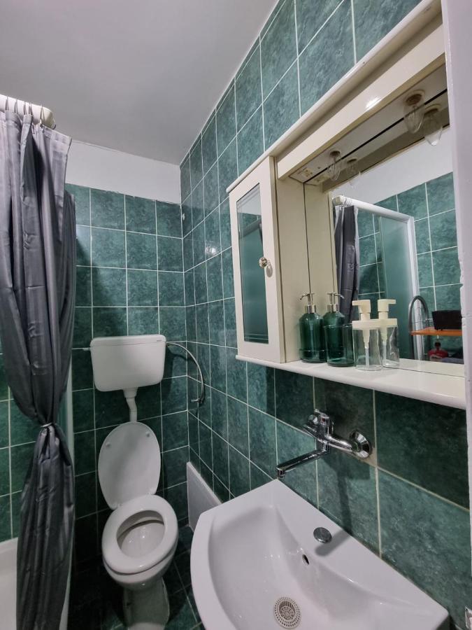 Atelje Appartement Podgorica Buitenkant foto
