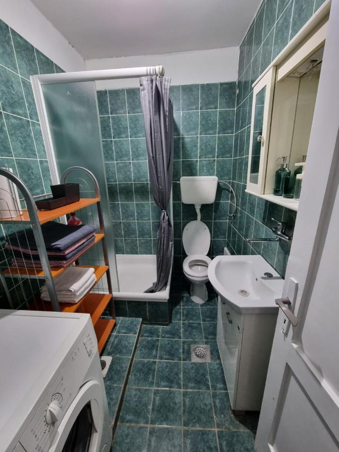 Atelje Appartement Podgorica Buitenkant foto